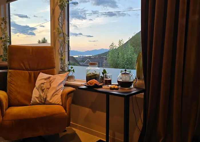 Modern Luxury Villa- Free Parking * Tromsø